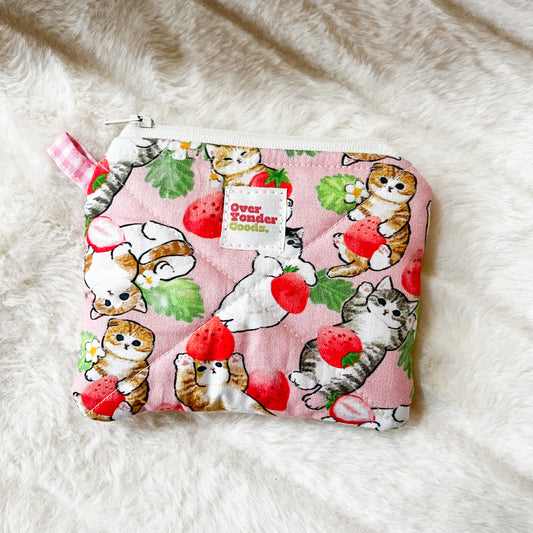 Small Quilted Zipper Pouch - Berry Kittens