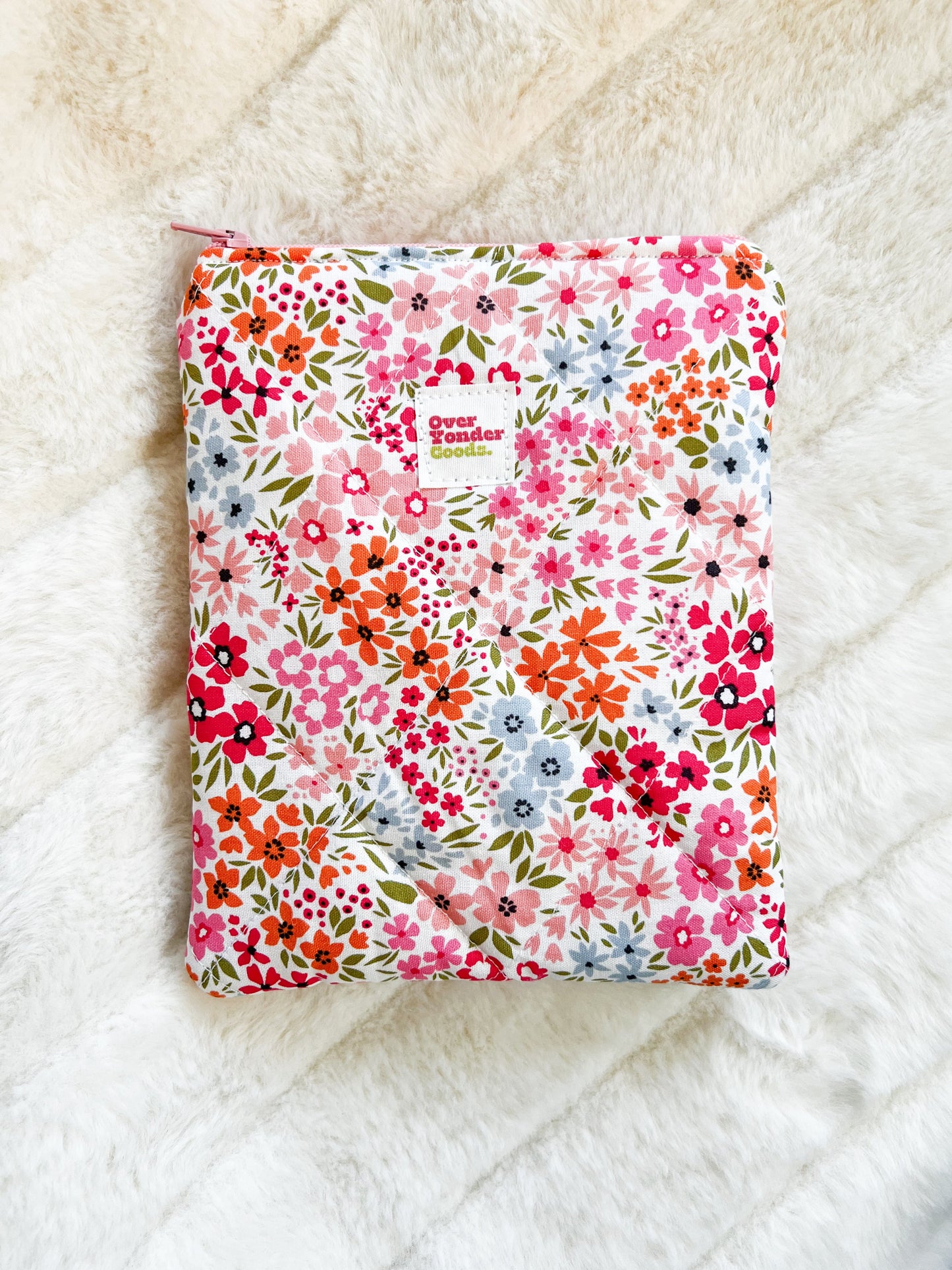 Quilted Kindle E-Reader Sleeve - Garden Floral